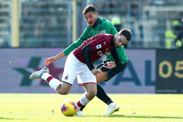 弗格45分辽宁惜败首钢 张宁17分山西胜四川