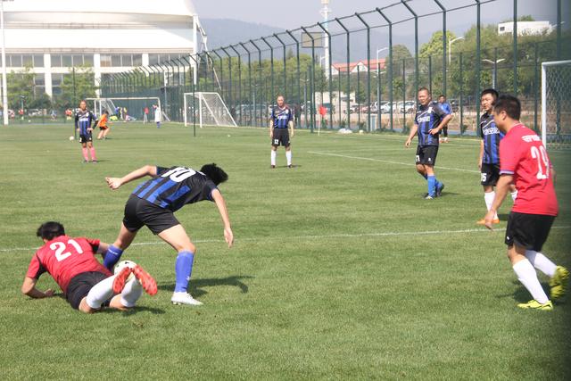 斯图尔特26+7美国女篮力克比利时 梅斯曼24分