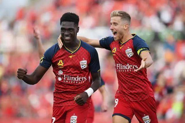 罗马、亚特兰大及尤文均有意拉斯帕多里