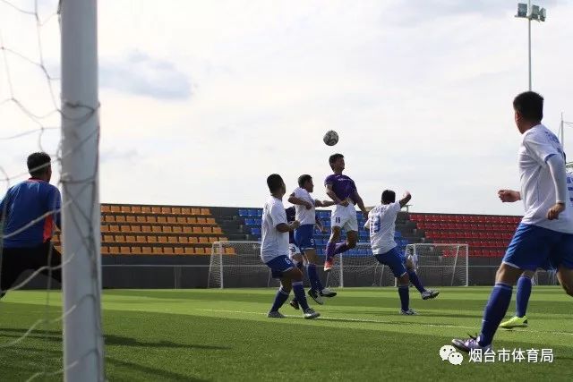 贺希宁44分深圳胜广东 王哲林19+10上海负吉林